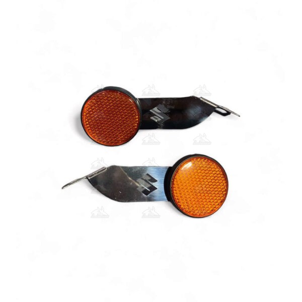 Iluminación funcional para tu matrícula. diseño universal que se adapta a la mayoría de motocicletas.